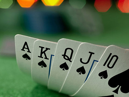 Advantages Of The Tournament Poker